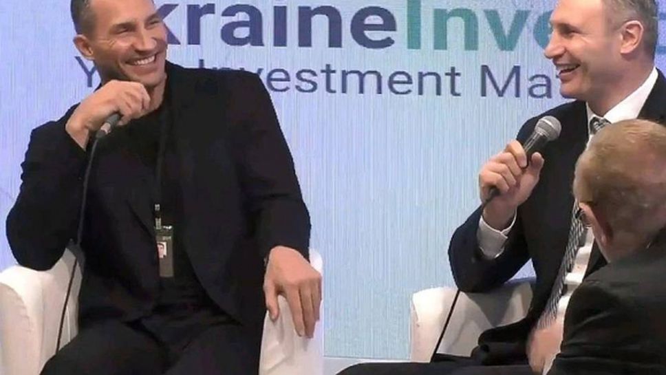 Виталий Кличко направи пореден “шедьовър” на форума в Давос! Брат му се смя повече от всички (видео)