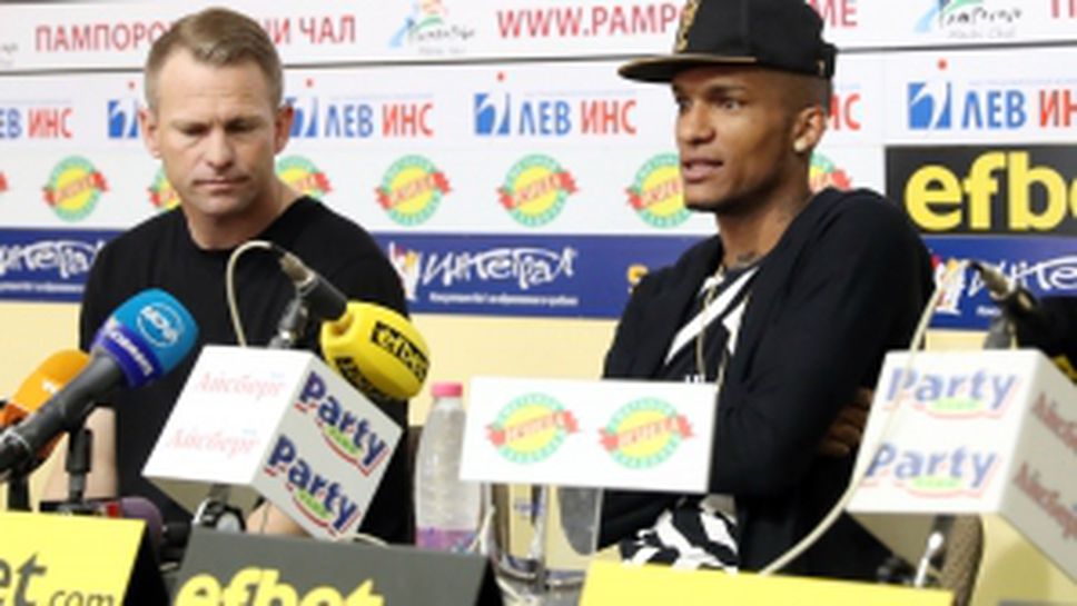 Фернандо Каранга бе избран за играч на месеца