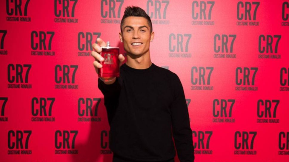 Кристиано Роналдо печели най-много от Инстаграм