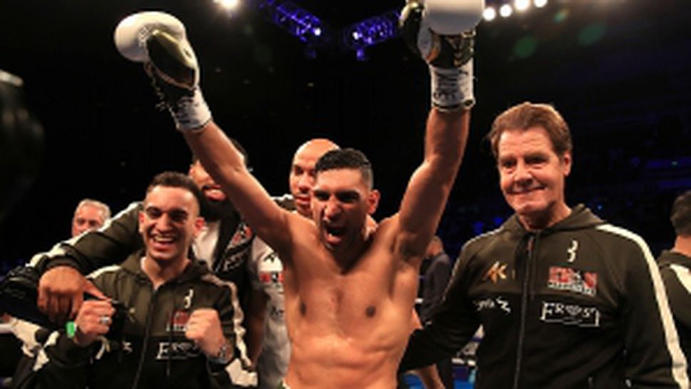 Амир Хан нокаутира Ло Греко за 39 секунди