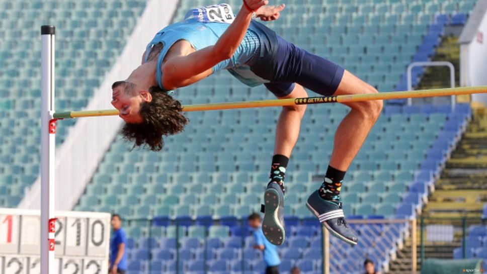 Тихомир Иванов: Надявам се да скоча 2.33 м на Световното