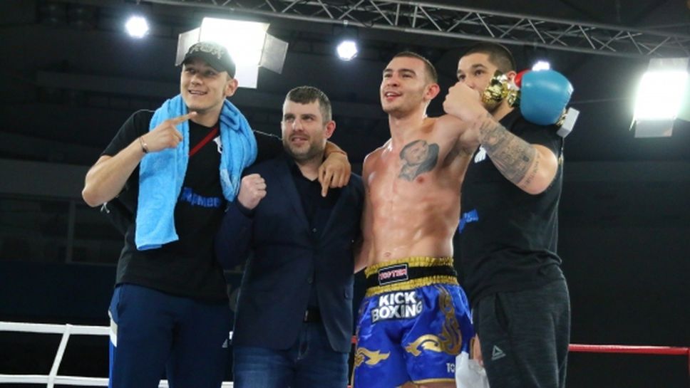 Корунчев завърши 2018 с нова победа на Grand Fight Arena в София