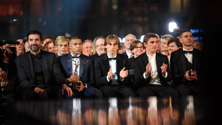 "Франс Футбол" раздаде наградите си, Париж видя звездна футболна нощ