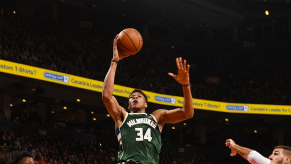 Милуоки с важна победа като гост на Торонто