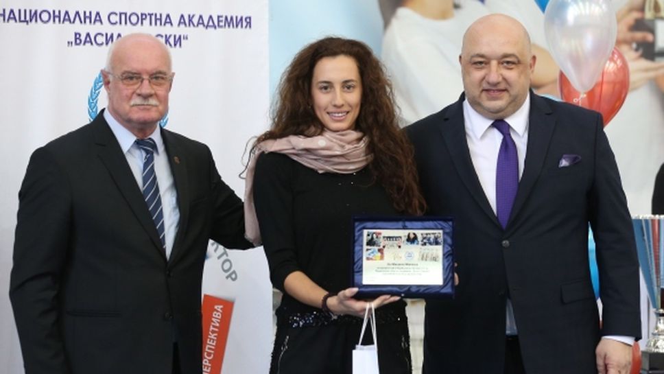 Министър Кралев участва в церемонията по връчване на наградите "Спортист на годината" на НСА