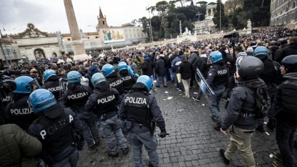 Феновете на Айнтрахт вдигнаха на крак полицията в Рим