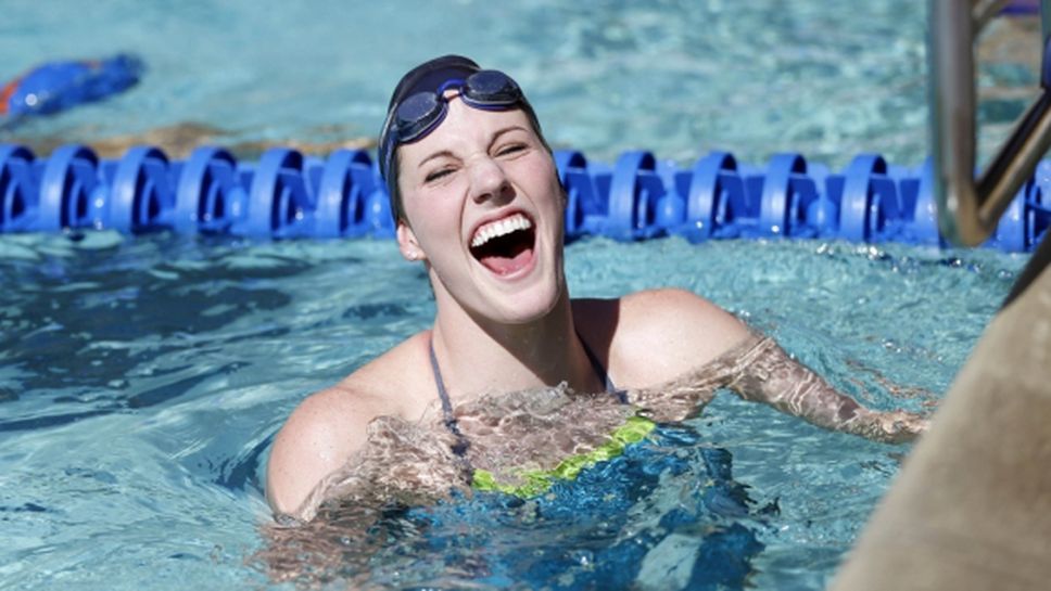 Олимпийската шампионка Миси Франклин напуска плуването на 23