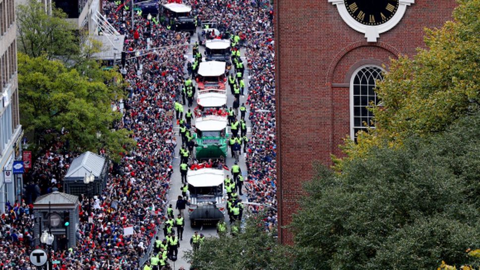 Трофеят на МЛБ пострада след бирена канонада, шестима арестувани на парадa в Бостън (видео)