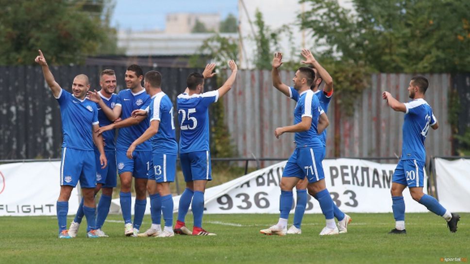 Георги Иванов ще ръководи дербито от Втора лига
