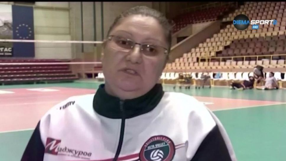 Весела Братоева - първата жена треньор в мъжкия волейболен елит