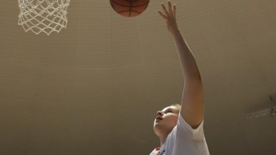 Торино и Петрова с поражение