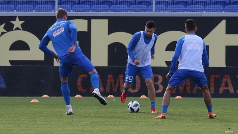 Левски с възстановителна тренировка след победата над Ботев (видео)