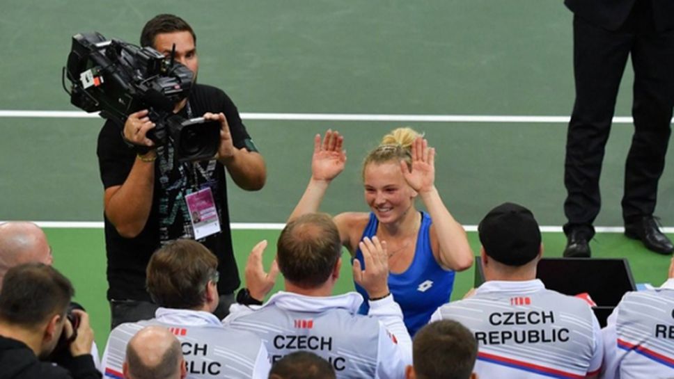 Чехия е на победа от титлата във "Фед къп"