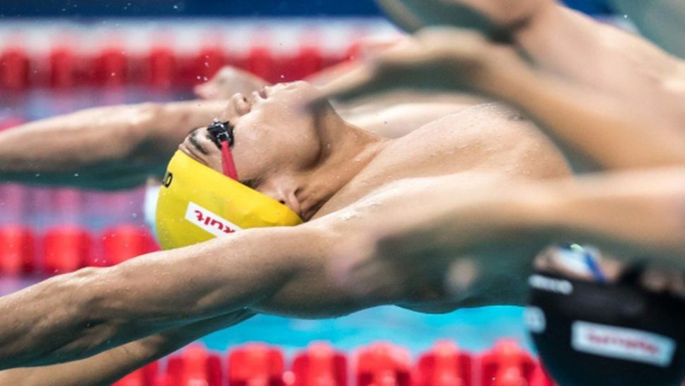 Китаец постави световен рекорд на 100 метра гръб в 25-метров басейн