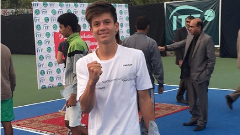 Иван Пенев с пета поредна победа в Пакистан