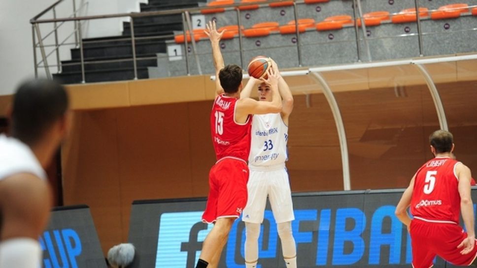 Минчев с 4 точки при поражение на Истанбул ББ