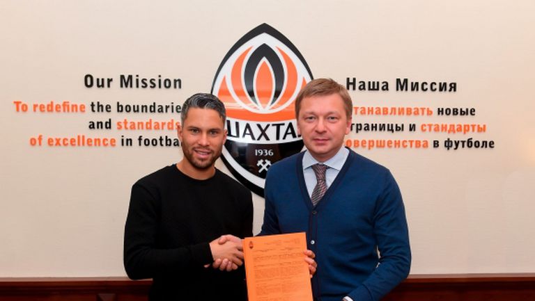 Нов договор за една от звездите на Шахтьор