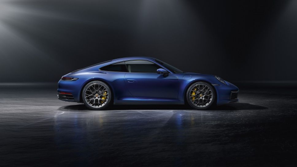 Новото Porsche 911: По-мощно, бързо и дигитално