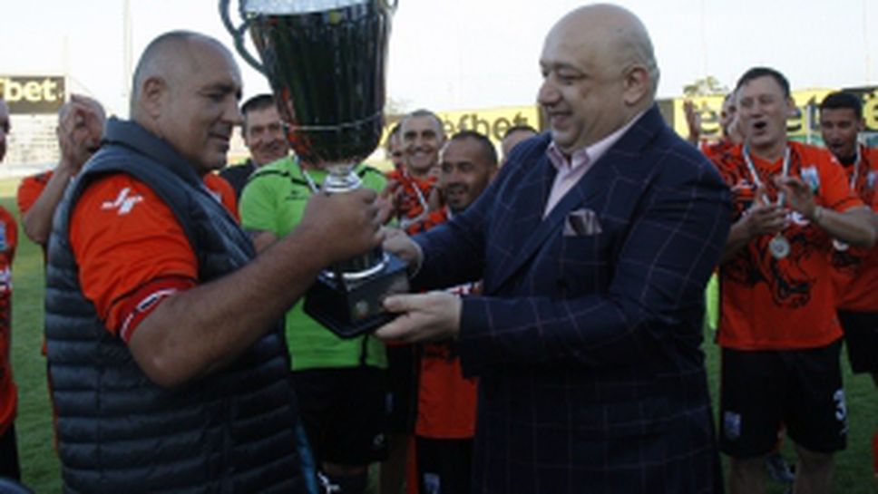 „Витоша“ Бистрица шампион на държавното по футбол за ветерани