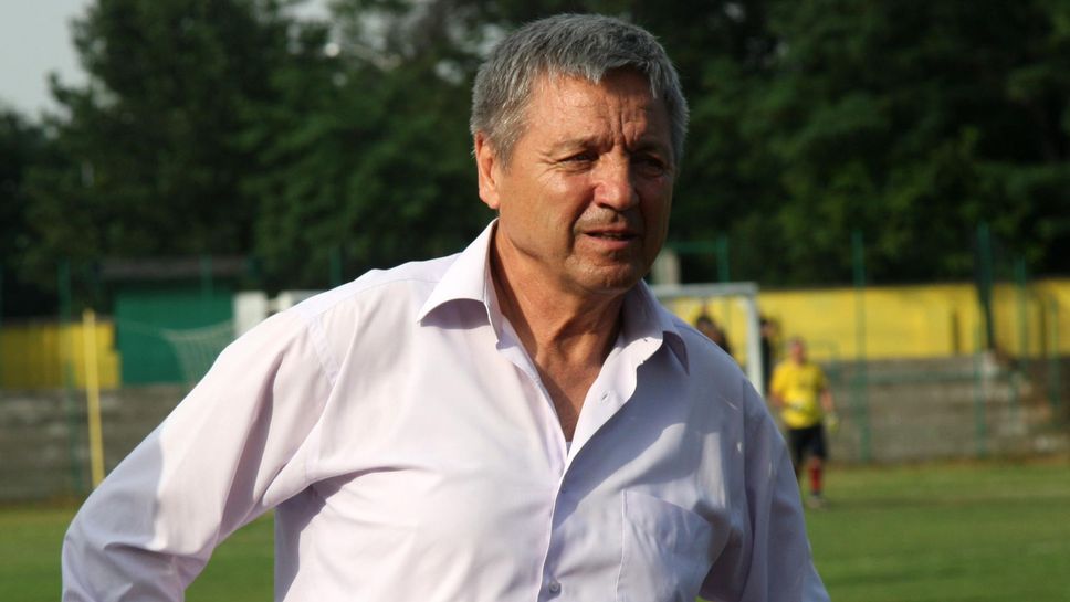 Петър Зехтински отбелязва 70-годишния си юбилей с автобиографична книга