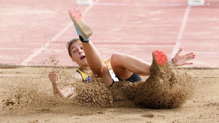Александра Начева се класира за финала на троен скок на