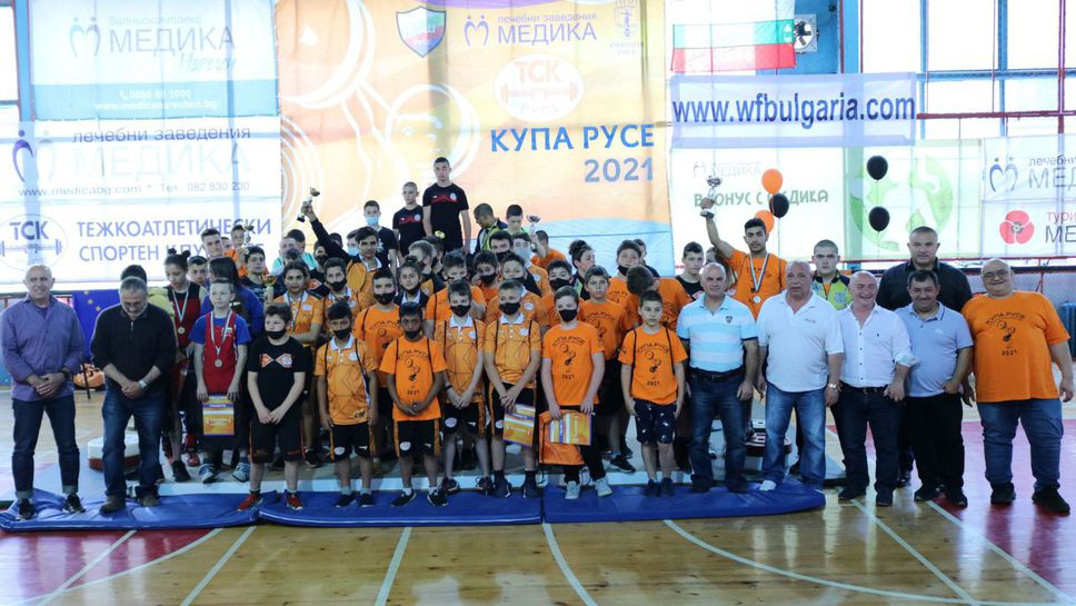 70 млади щангисти в юбилейното издание за купа Русе