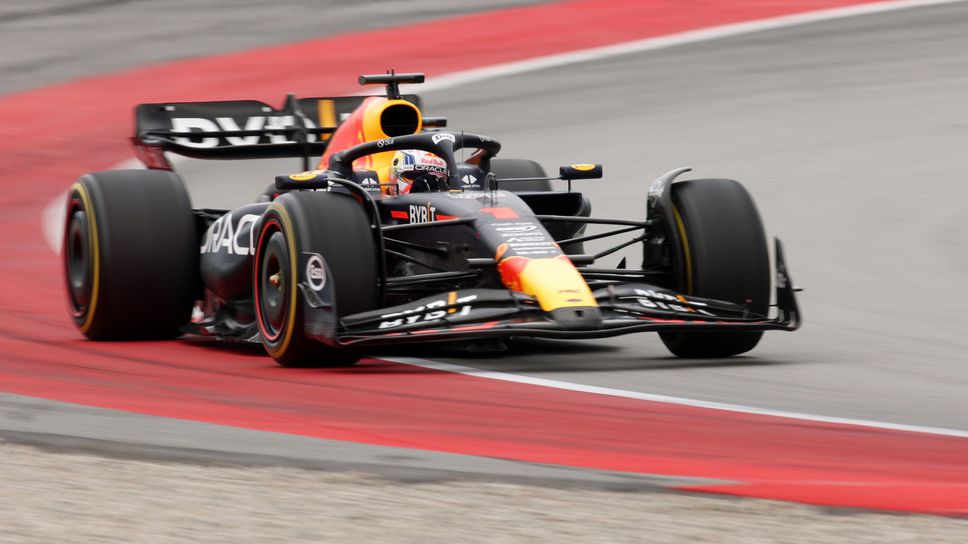 Верстапен задмина Менсъл в престижна класация