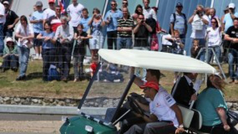 Хамилтън разпуска с голф след провала в Монако