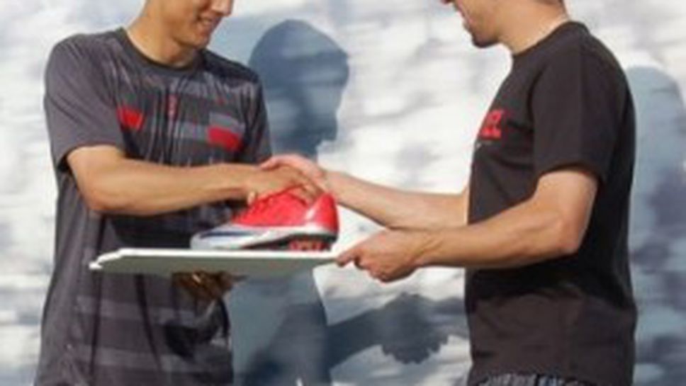 Вижте как Мишо Александров спечели "Le Duel Dribling" пред погледа на Рибери - видео!