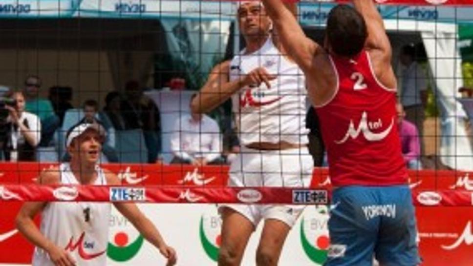 Супершоу на мача Янков/Стоянов – Митев/Йорданов на полуфинал на M-Tel Beach Masters 09 в Пловдив