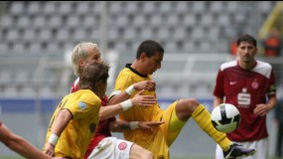 7000 аплодират Мишо Александров