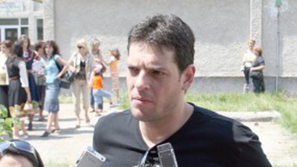 Пламен Константинов спира с волейбола? Капитанът основен кандидат за шеф на спорта в България