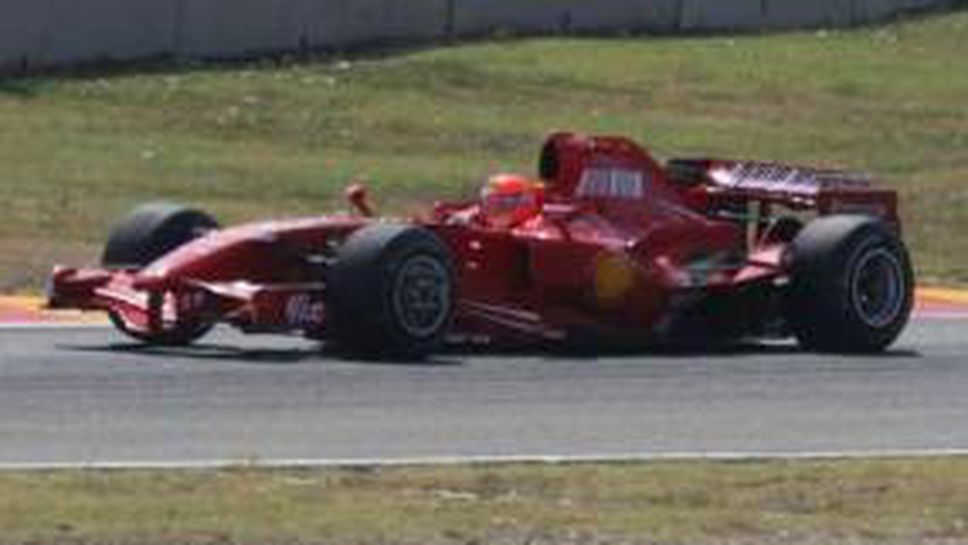 Ексклузивни първи снимки и ВИДЕО на Шумахер в кола на Ферари