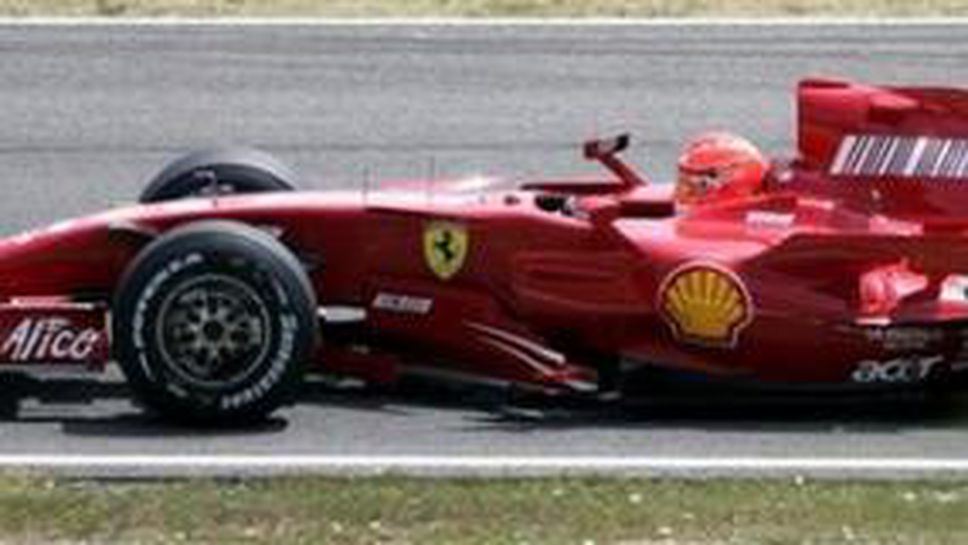 Шумахер си плаща сам тестовете с Ферари, кара отново F2007