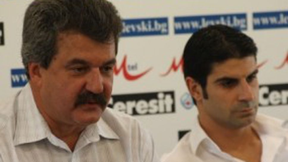 Батков преговаря за продажбата на Левски