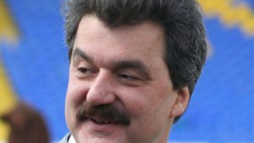 Батков каза колко пари е чакал за "руската четворка"