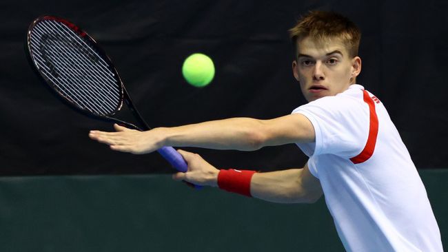 Младият български тенисист Пьотр Нестеров се класира за финала на
