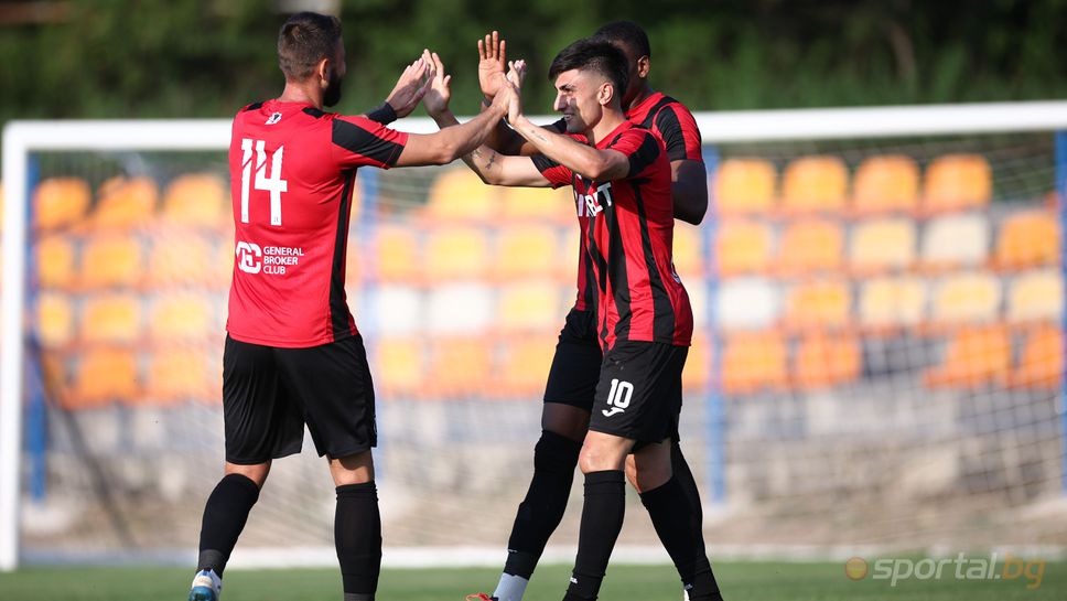 Локомотив (Пд) 1:0 Спартак (Пд) - гледайте на живо!