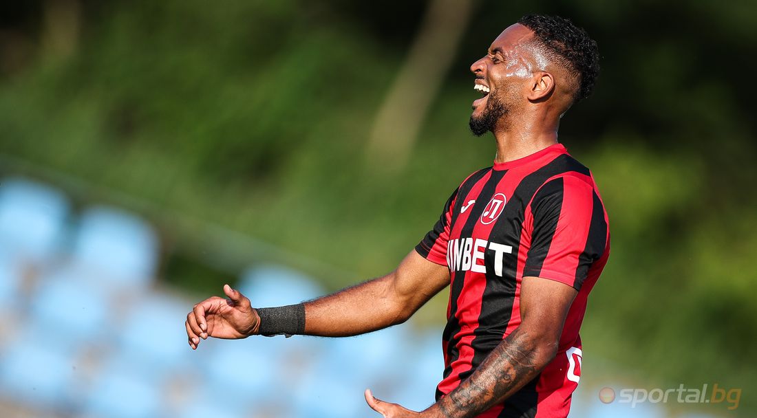 Локо (Пд) вдигна Лами за мача с Арда