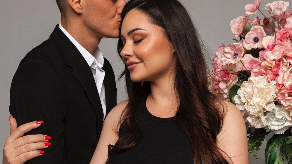 Миска дари с наследник капитана на националите