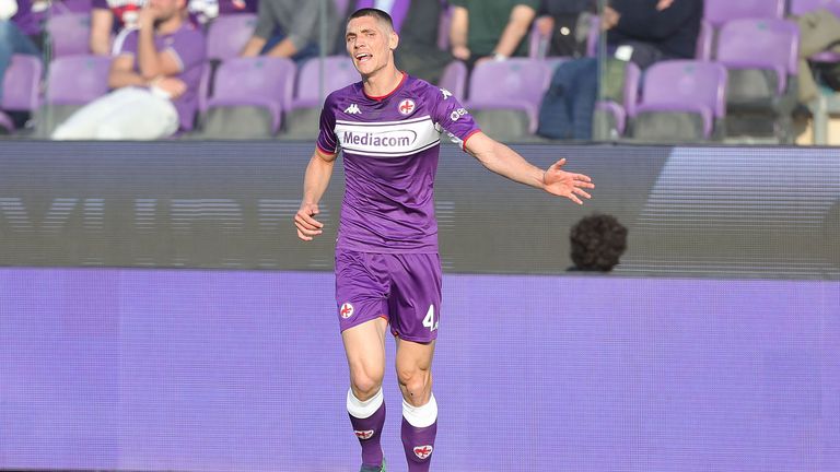 . , . Fiorentina, incontro positivo per Milenkovic: il serbo