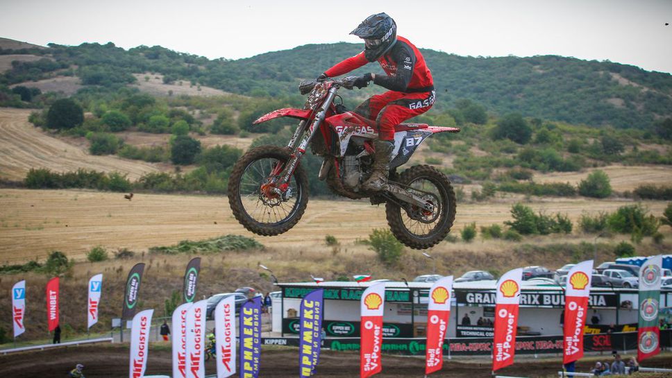 120 състезатели си оспорваха призовите места в републиканския шампионат по мотокрос