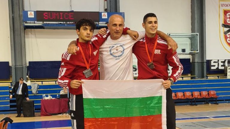 Българските фехтовачи спечелиха два медала на силния международен турнир на