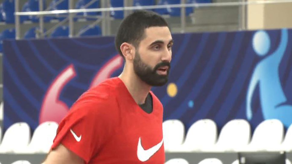 Звезда на Грузия поднови тренировки преди мача с България