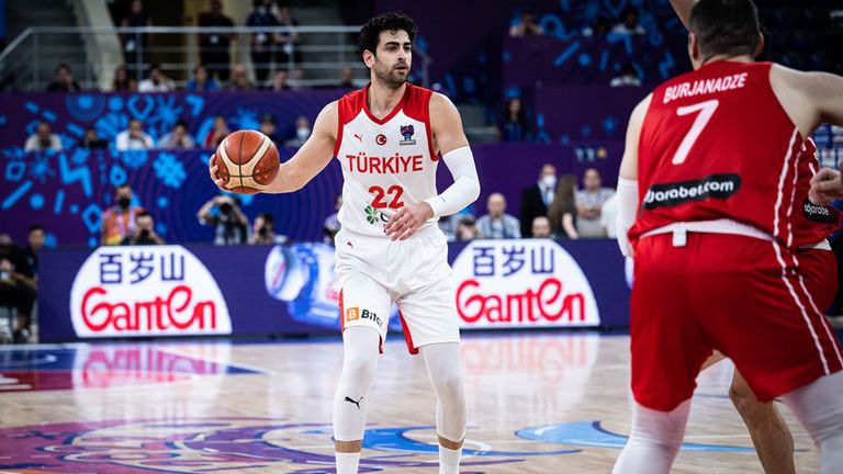 Баскетболистът на турския национален отбор Фуркан Коркмаз проговори след шокиращите