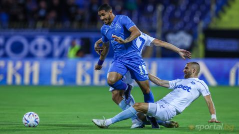  Стефанов смъкна лонгетата, а Уелтън смени прическата 