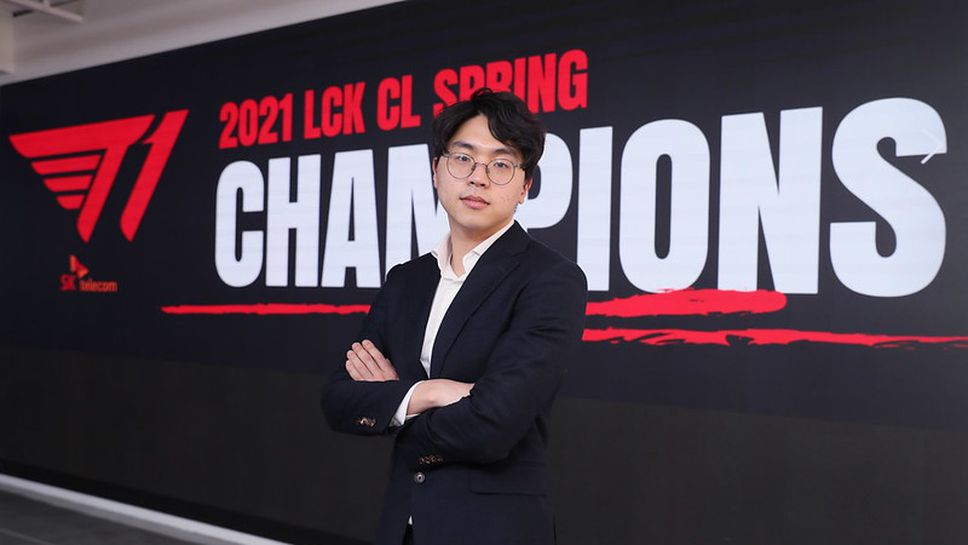 Фенове принудиха T1 да бъдат извършени бурни смени, "червените" посрещнаха новите си треньори