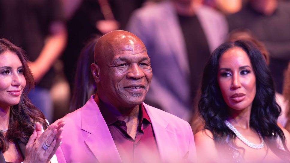 Майк Тайсън и Флойд Мейуедър ще се изправят един срещу