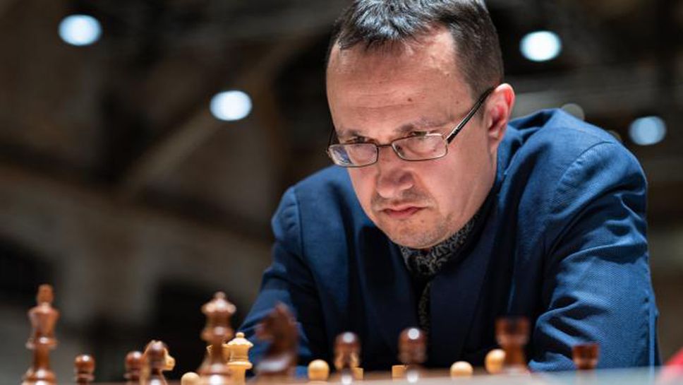 Гросмайстор Вадим Звягинцев тихомълком гради впечатляваща серия без загуба 49 годишният
