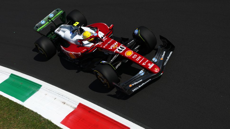 Пилотите на Ферари окупираха челото в първата тренировка на "Монца"